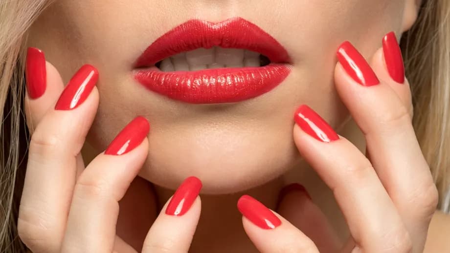 Jak przygotować paznokcie do manicure, by uniknąć najczęstszych błędów Jak przygotować paznokcie do manicure, by uniknąć najczęstszych błędów